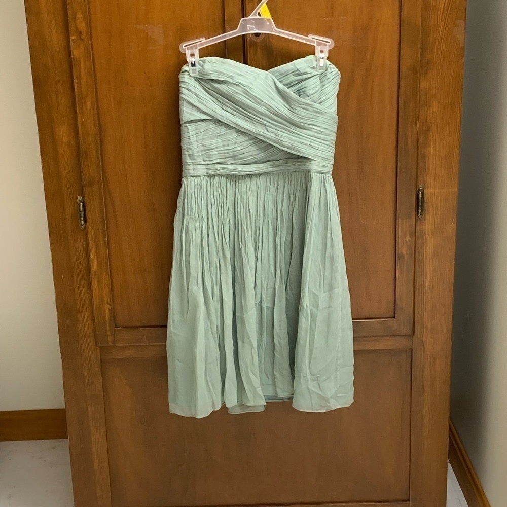 J Crew Arabelle mini dress strapless 💯 silk size 2 14 in pit #barbiecore#prom
